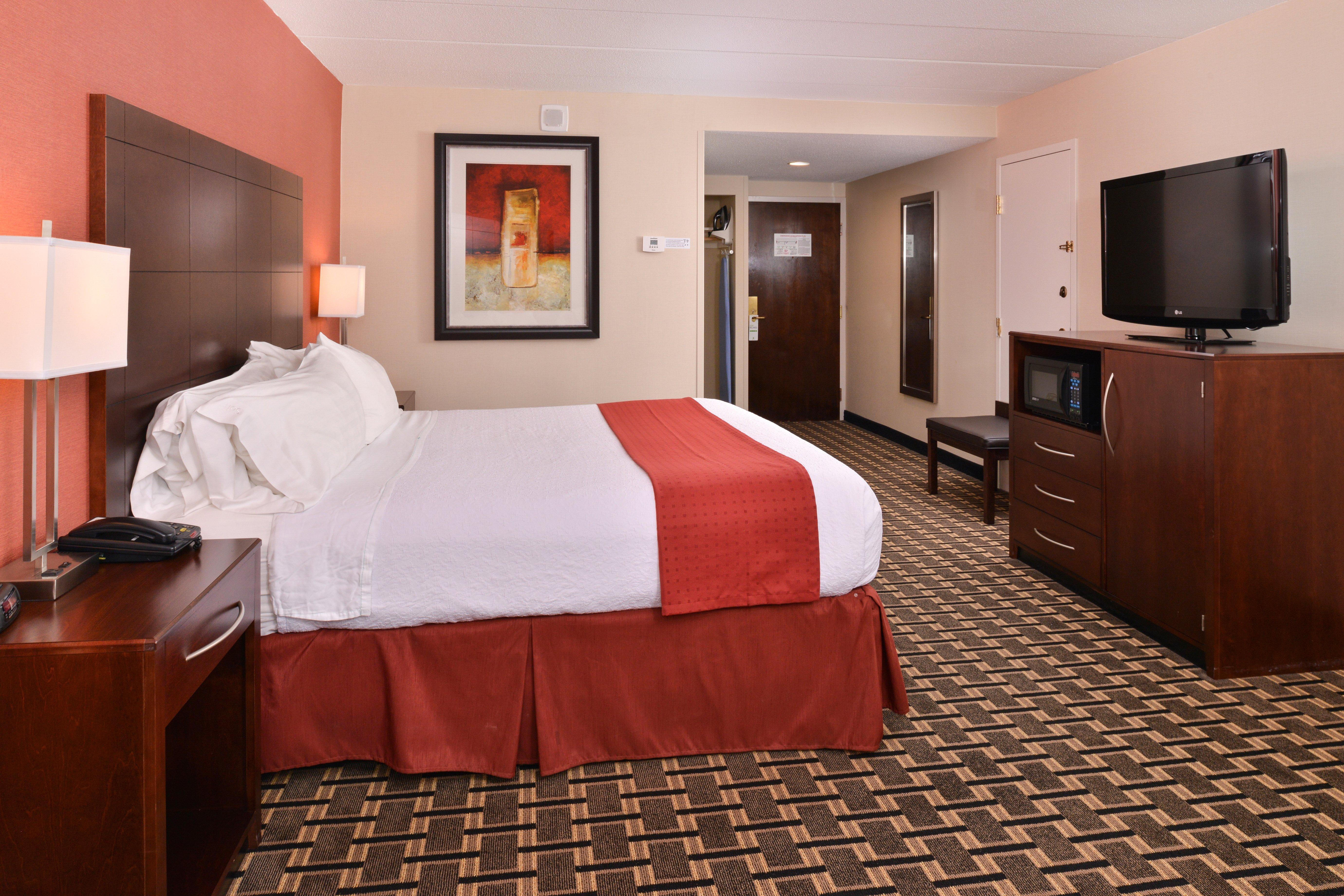 Holiday Inn New London By Ihg Exterior photo