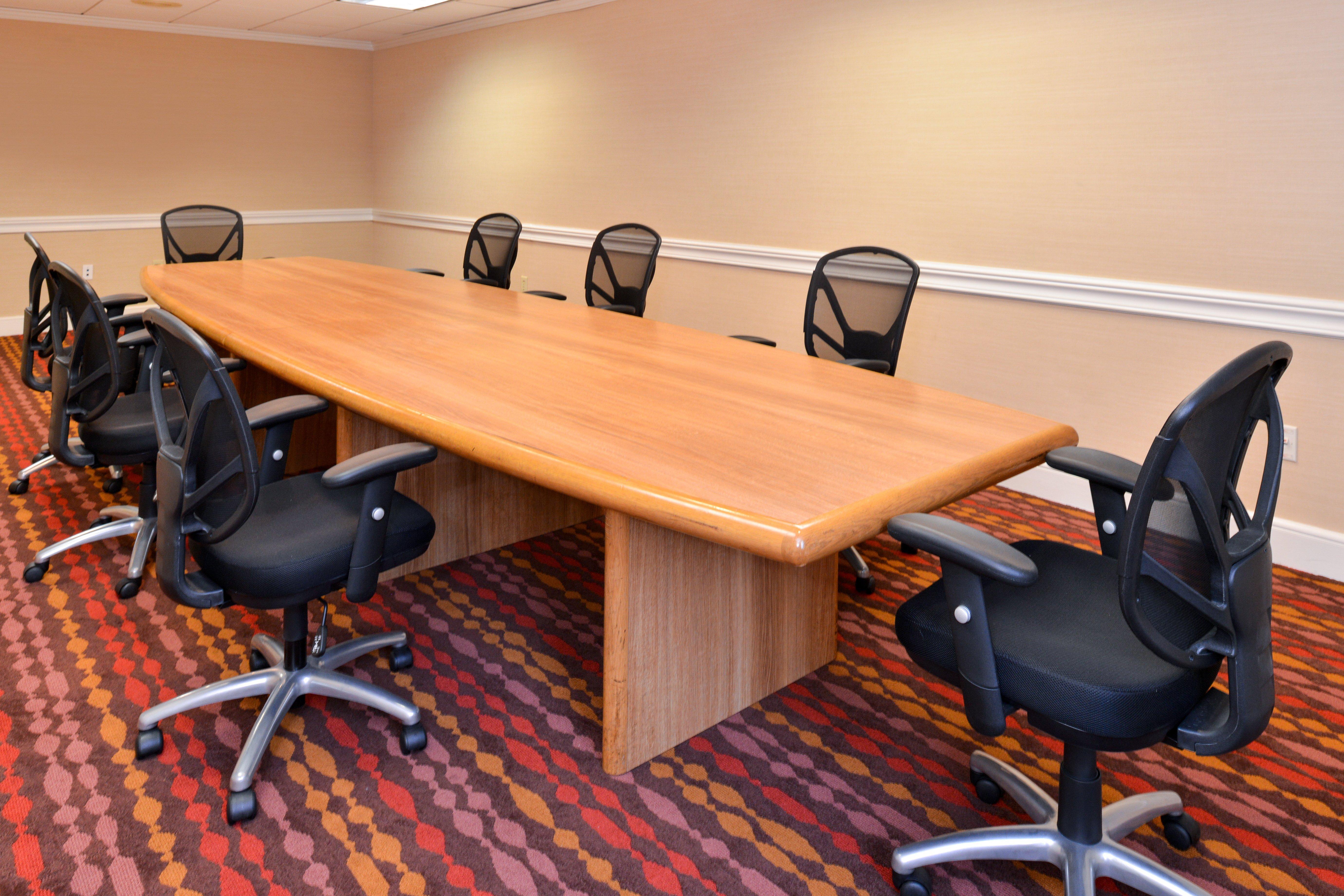 Holiday Inn New London By Ihg Exterior photo